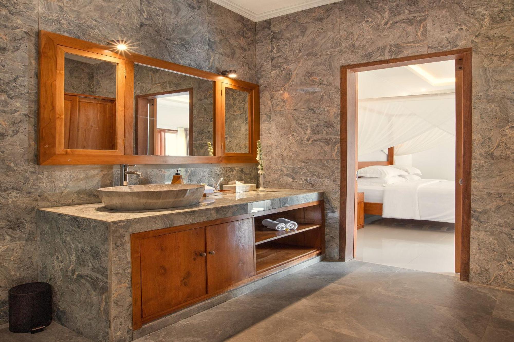 Villa Sarayu 2 - Serene And Peaceful 2br Private Seminyak (Bali)